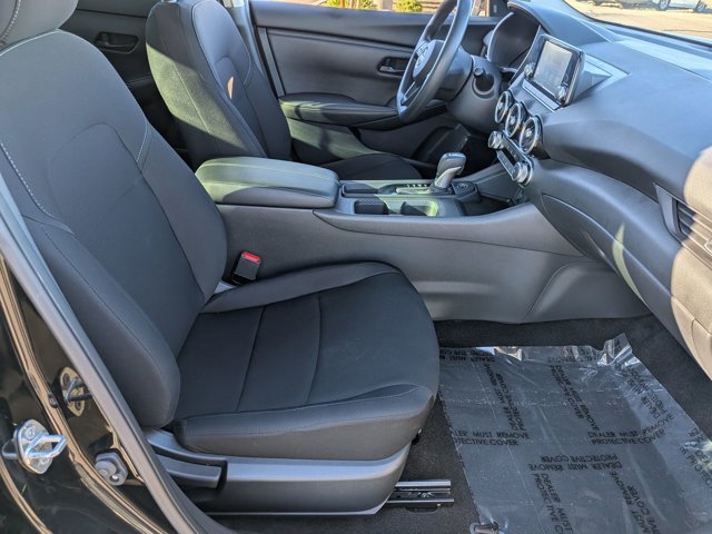 Used 2025 Nissan Sentra S image 18