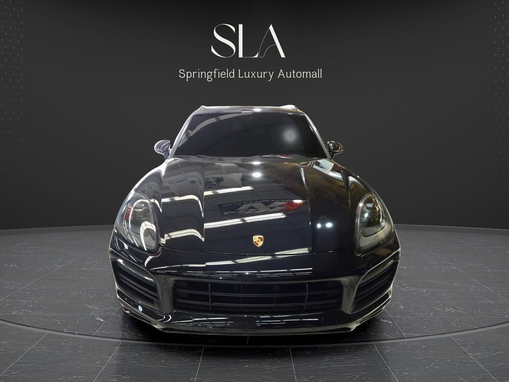 Used 2021 Porsche Cayenne GTS image 3