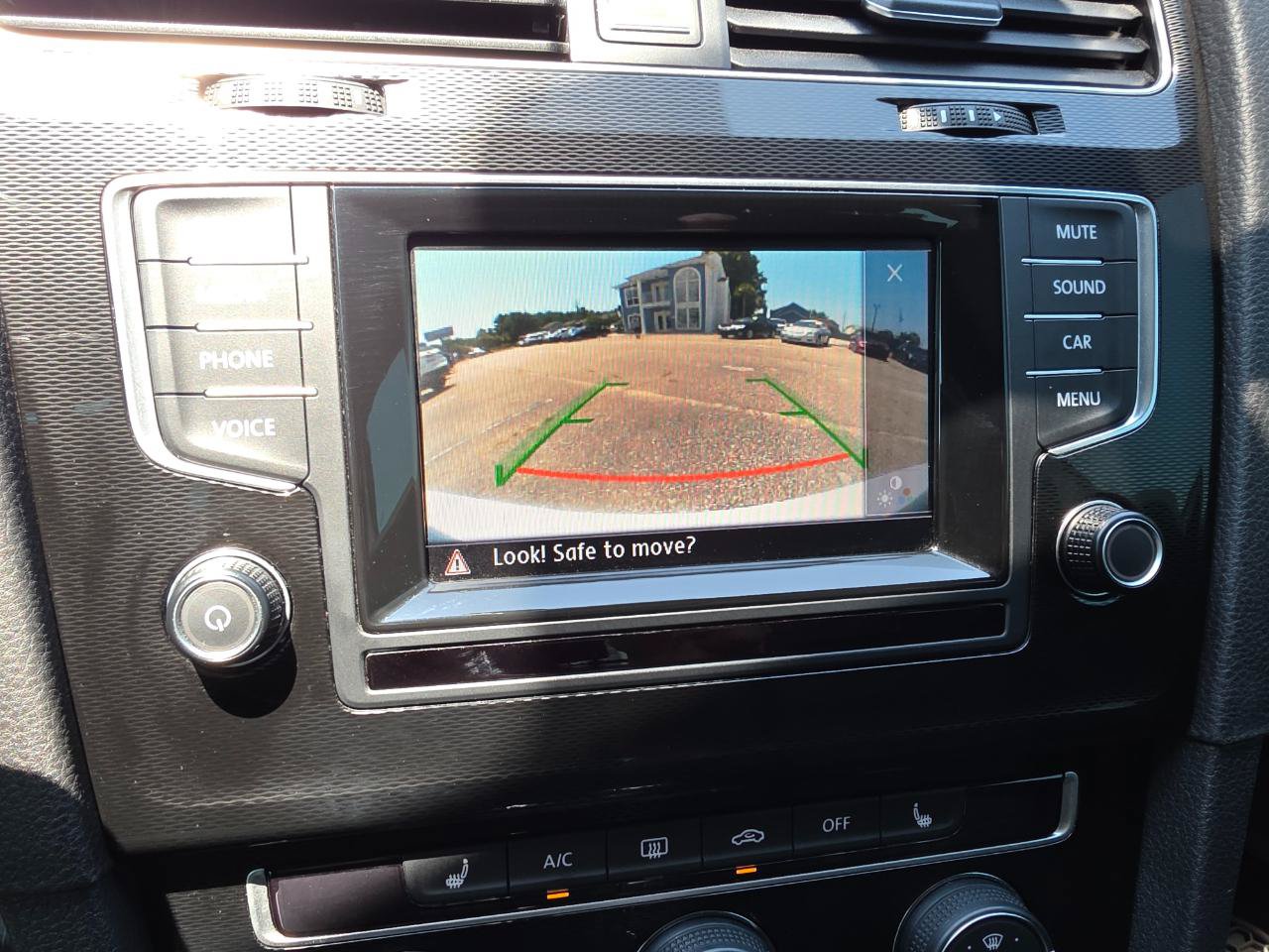 Used 2015 Volkswagen GTI S FWD image 18