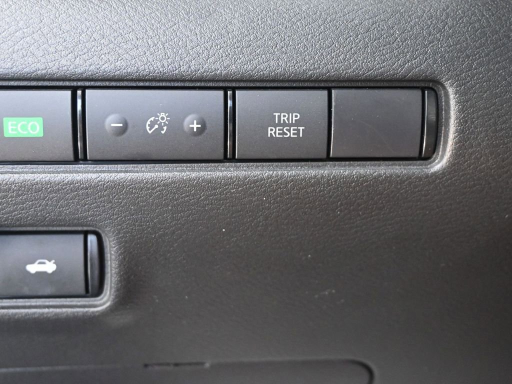 Used 2024 Nissan Sentra SV image 26