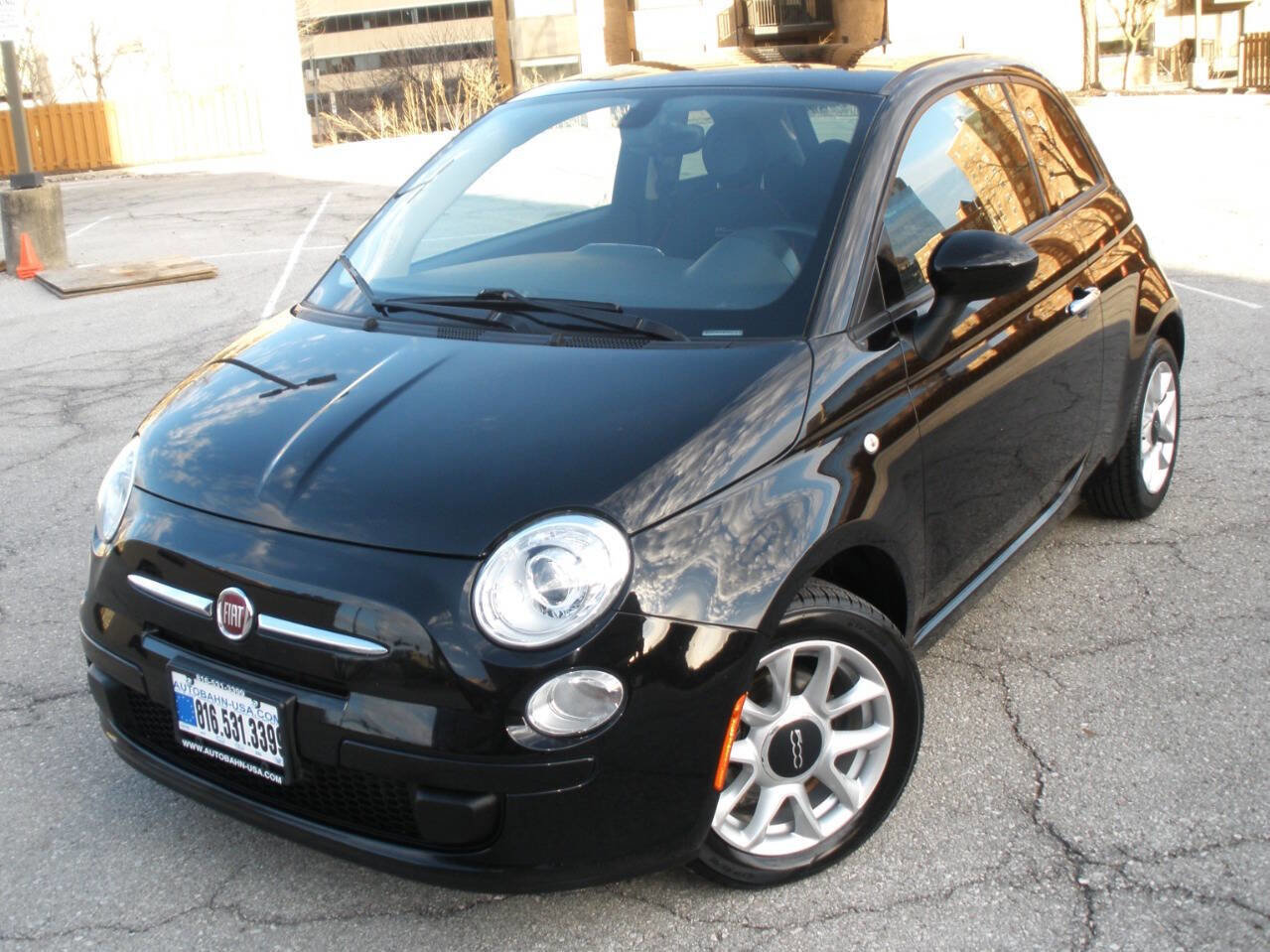 Used 2017 FIAT 500 Pop image 1