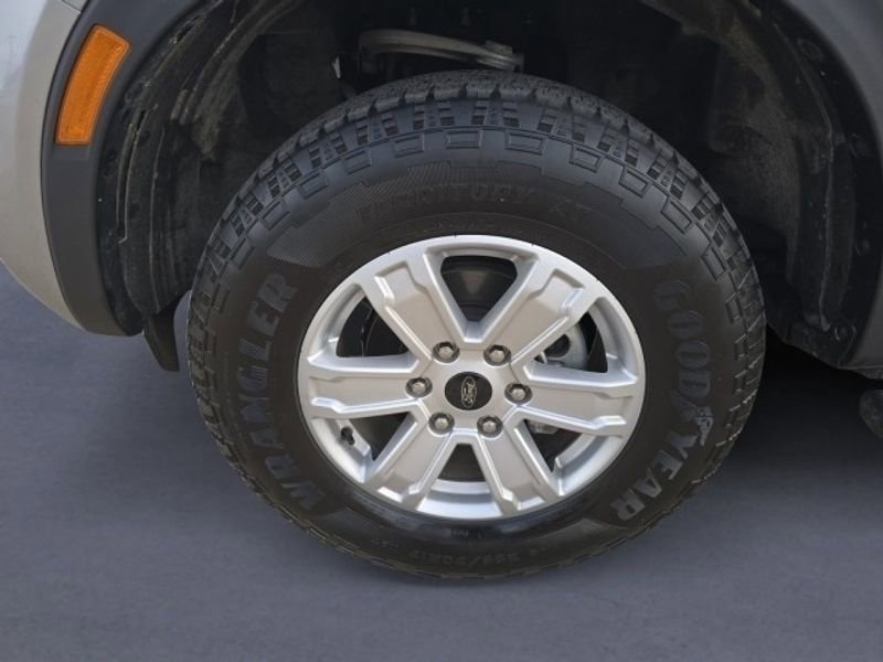 Used 2024 Ford Ranger XL image 28