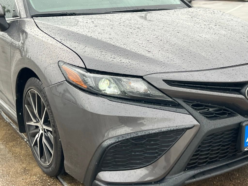 Used 2024 Toyota Camry SE w/ Blackout Package (TMS) AWD/4WD image 5