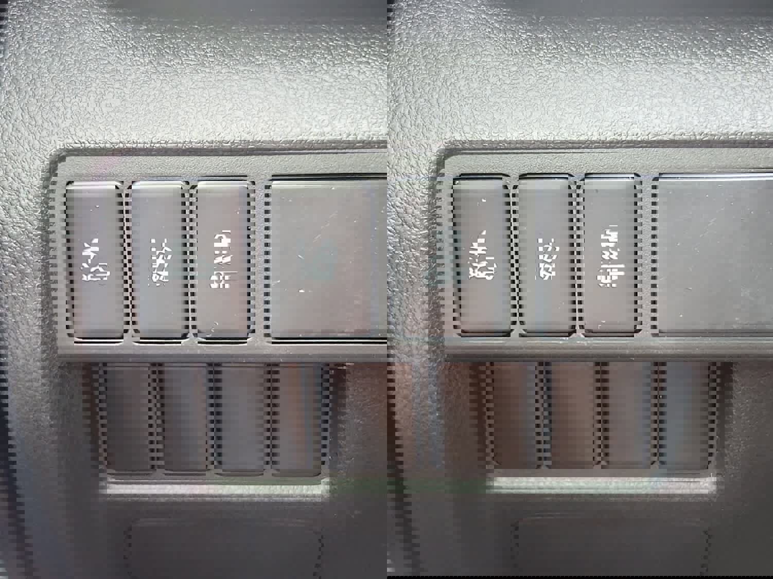 Used 2023 Mitsubishi Eclipse Cross LE image 17