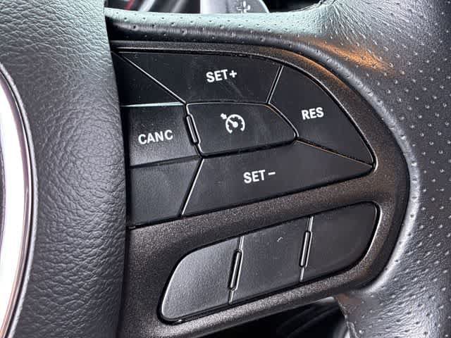 Used 2022 Dodge Challenger R/T Scat Pack RWD image 25