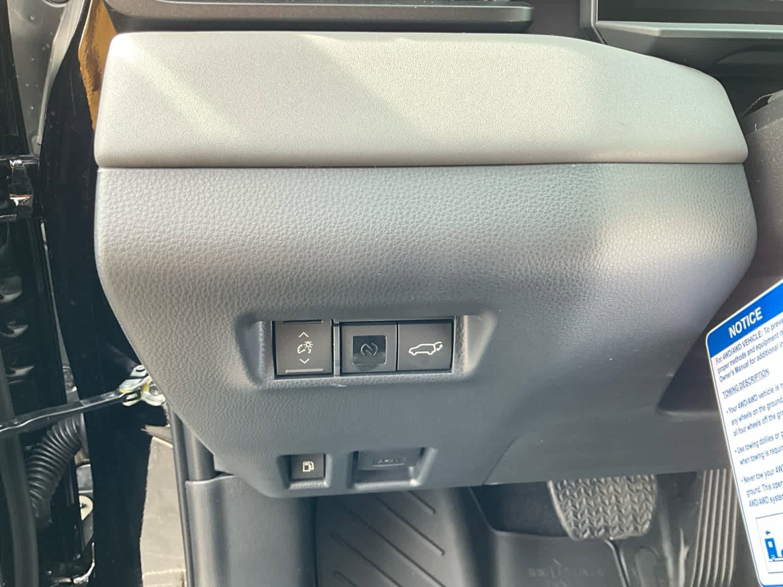 New 2026 Toyota RAV4 XSE AWD/4WD image 20