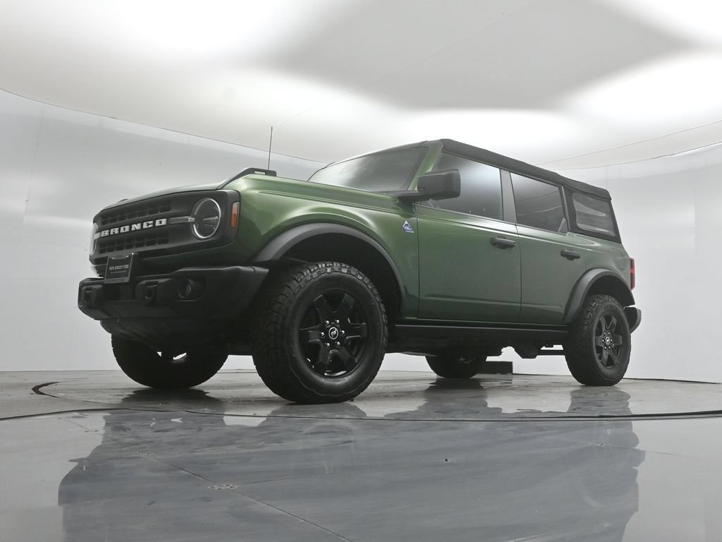 Certified 2024 Ford Bronco Black Diamond AWD/4WD image 42