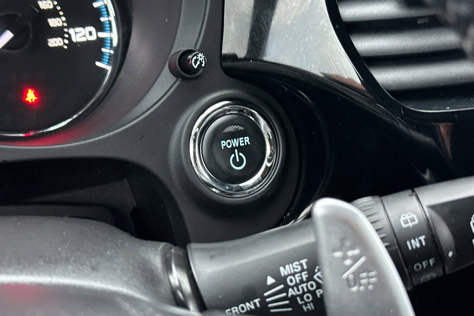 Used 2020 Mitsubishi Outlander SEL image 18