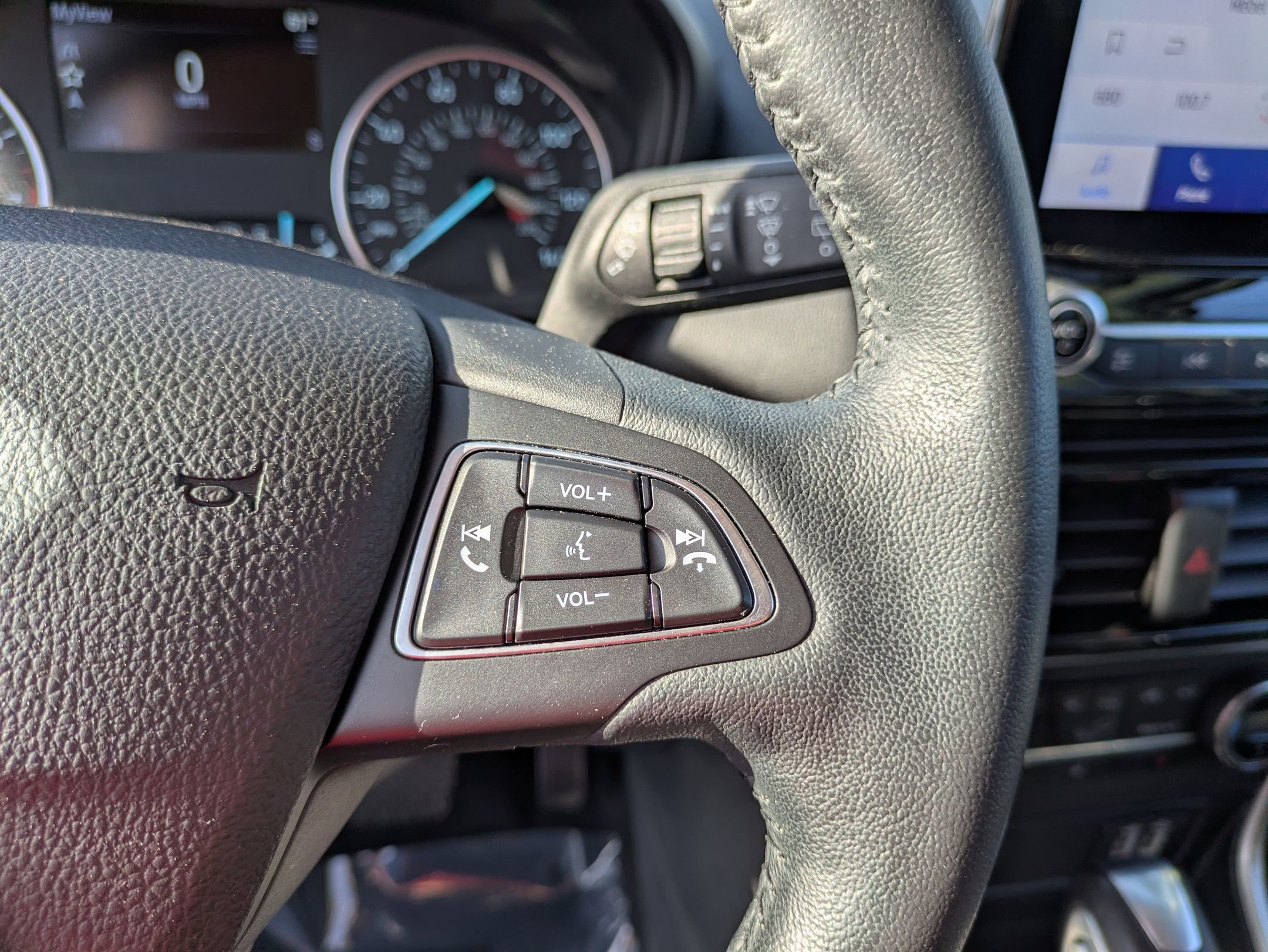 Used 2021 Ford EcoSport Titanium image 19