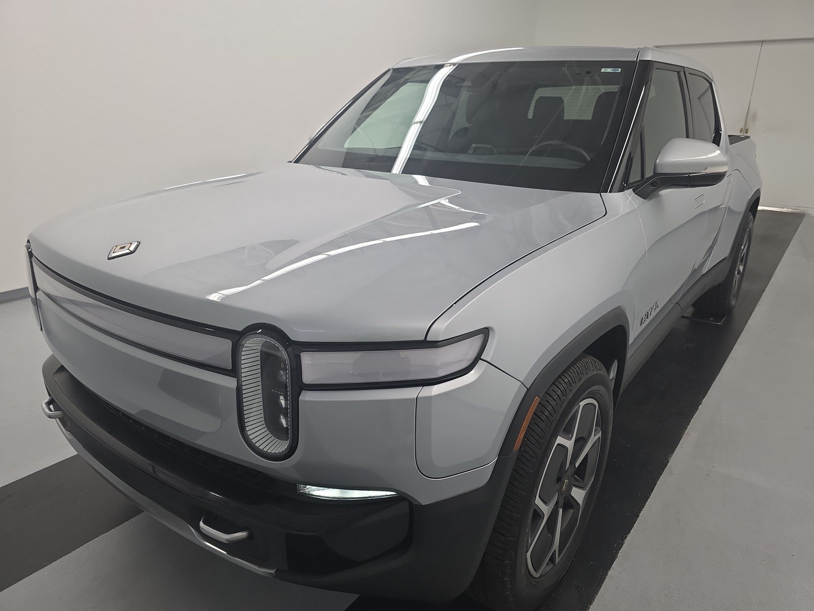 Used 2023 Rivian R1T Adventure