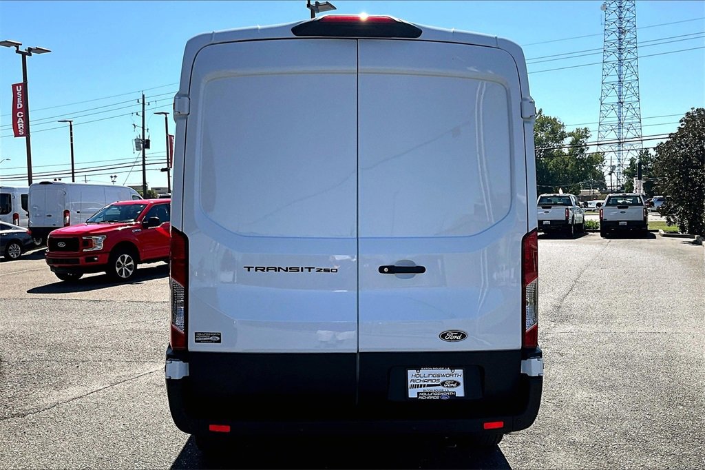 New 2026 Ford Transit 250 148 Medium Roof image 4