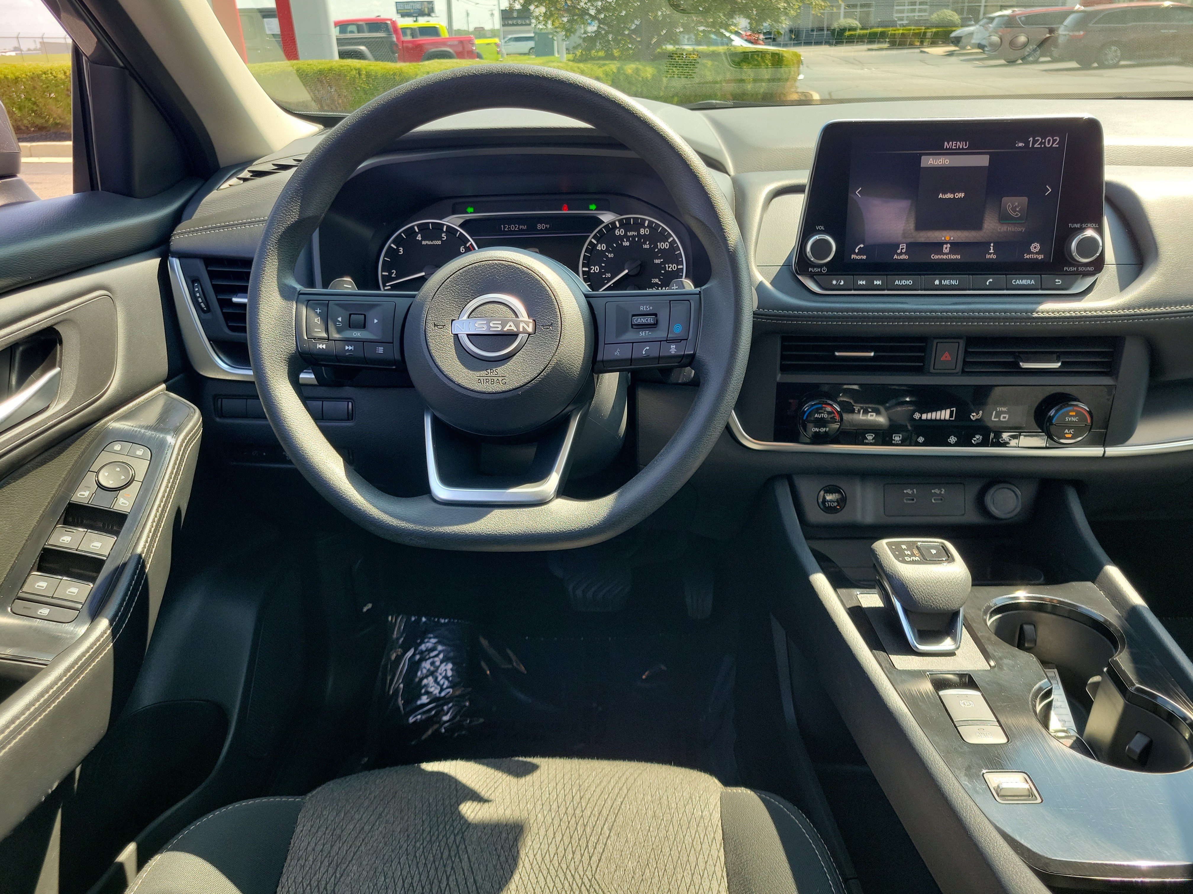 Certified 2024 Nissan Rogue SV FWD image 10