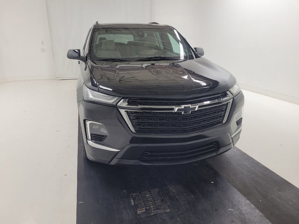 Used 2023 Chevrolet Traverse LS w/ Midnight/Sport Edition FWD image 14