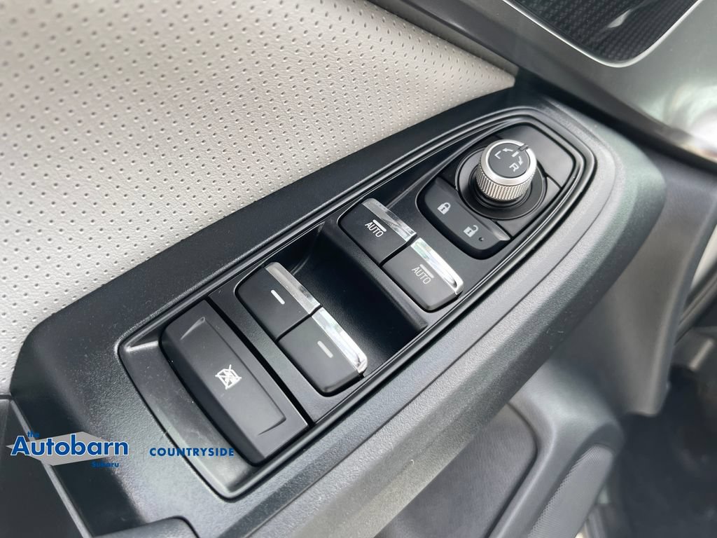 Used 2019 Subaru Crosstrek 2.0i Limited w/ Moonroof Package w/Navigation AWD/4WD image 11