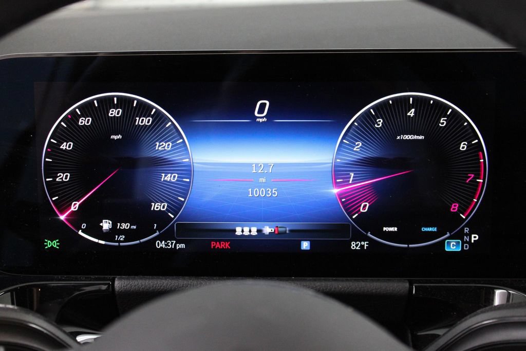 Used 2025 Mercedes-Benz GLA 250 4MATIC image 34