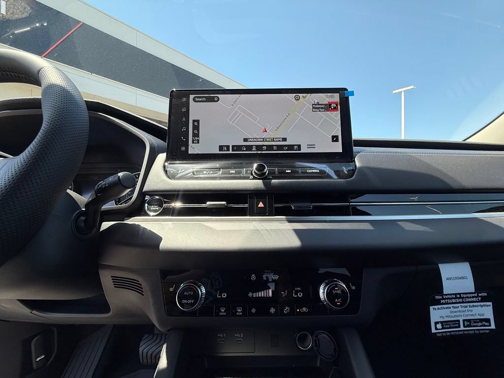 New 2026 Mitsubishi Outlander AWD image 27