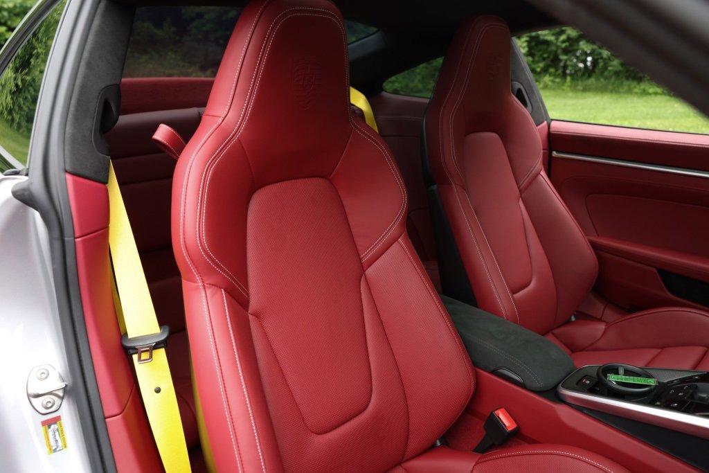 Used 2024 Porsche 911 Carrera w/ Premium Package image 5