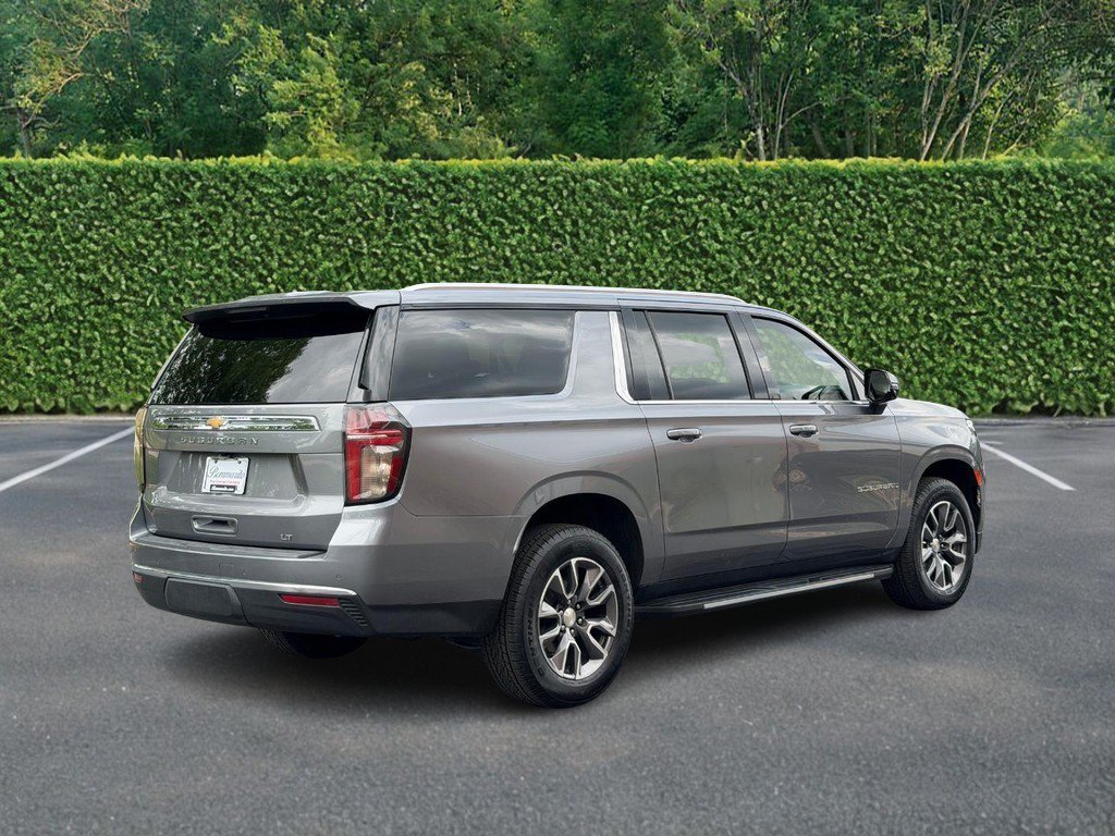 Used 2021 Chevrolet Suburban LT w/ LT Signature Package AWD/4WD image 3