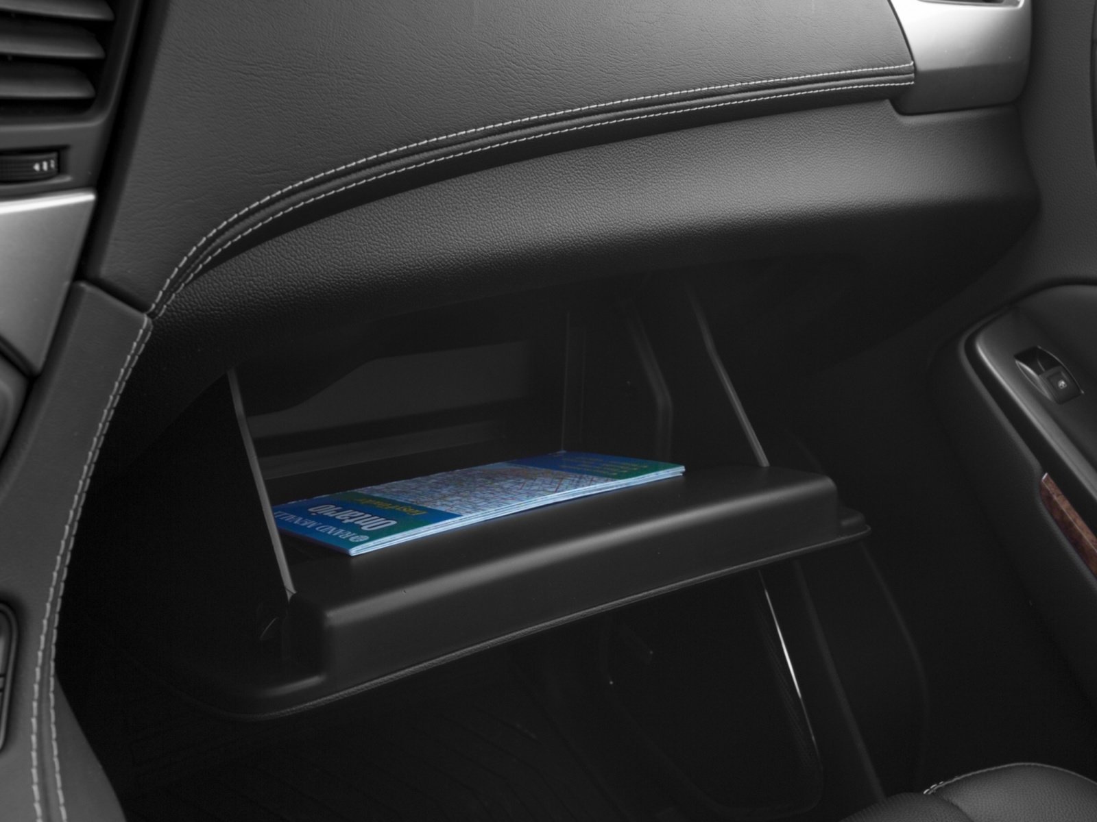 Used 2016 Chevrolet Tahoe LTZ image 14