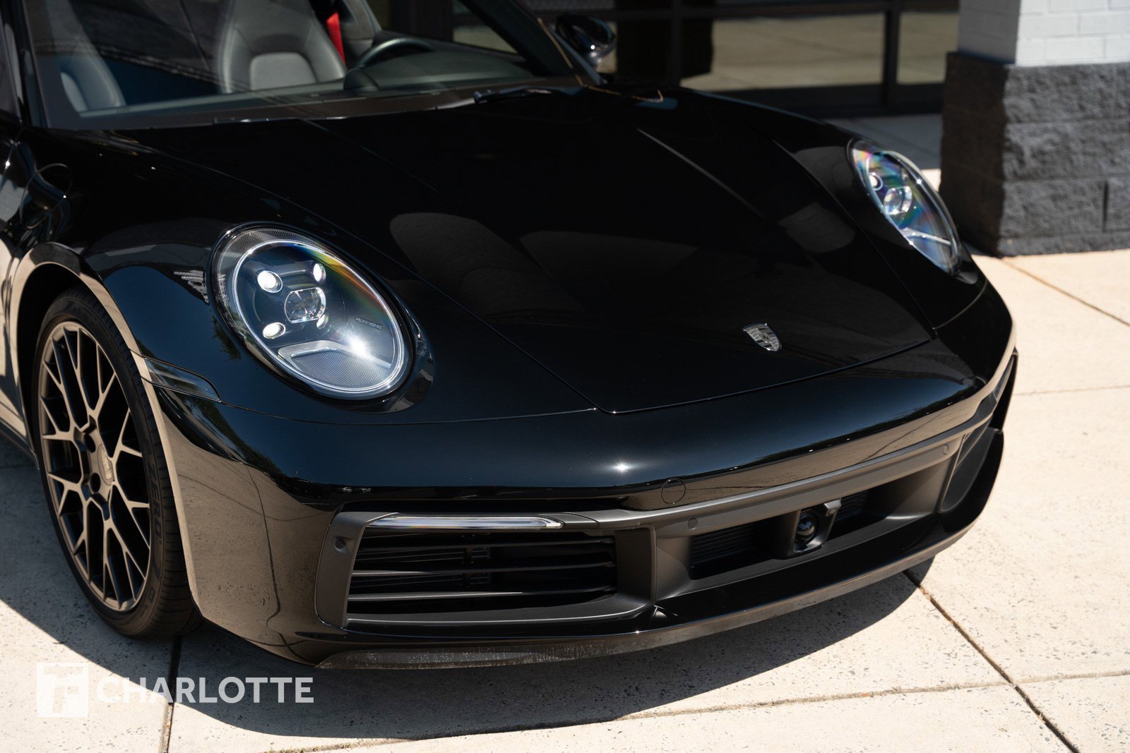 Used 2023 Porsche 911 Targa 4S AWD/4WD image 2