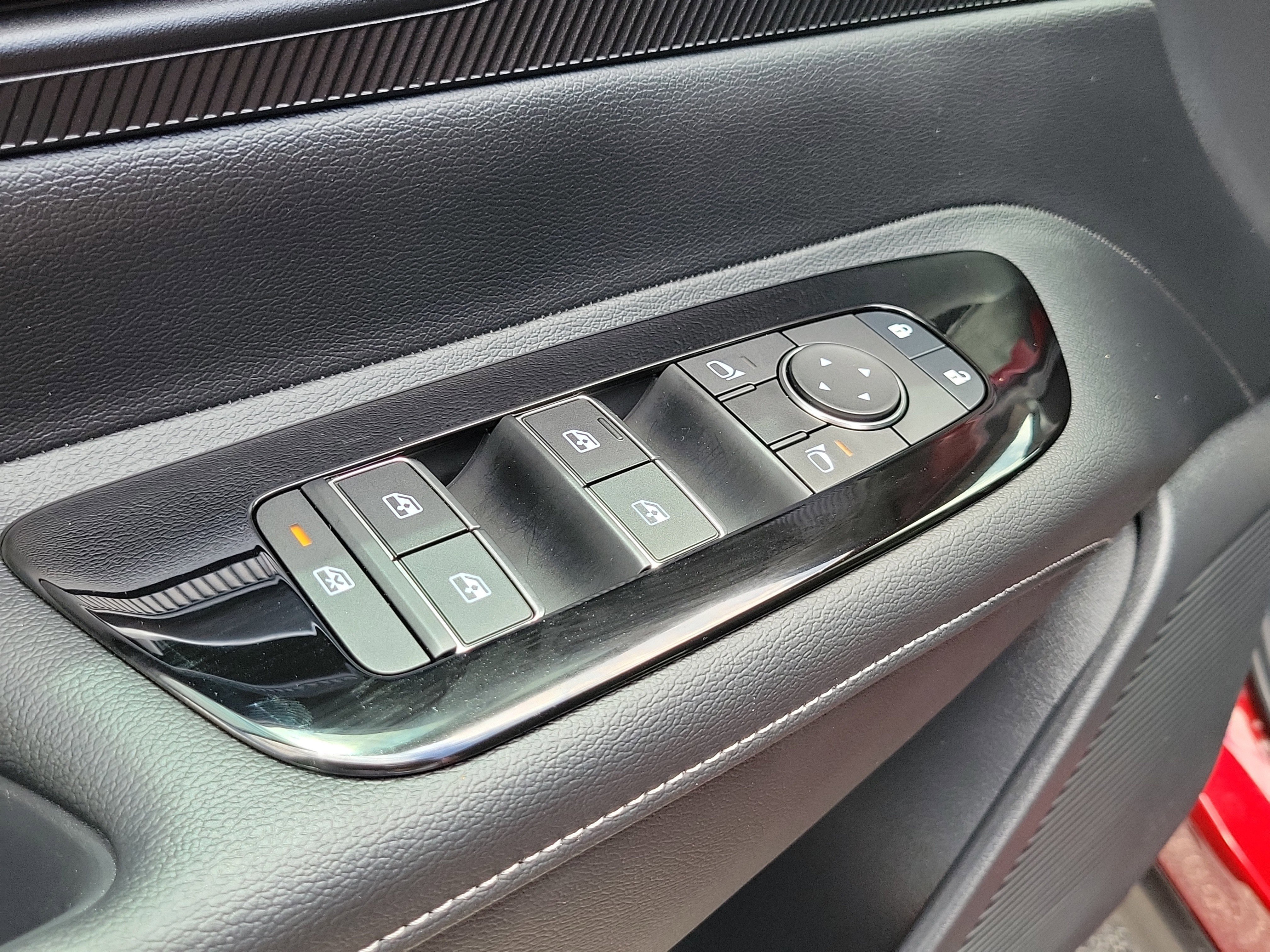 Certified 2025 Nissan Murano SV AWD/4WD image 18