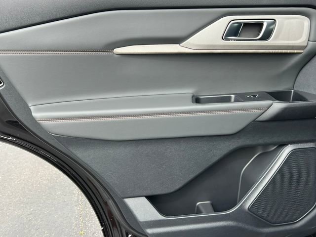 New 2026 Ford Explorer Active AWD/4WD image 41