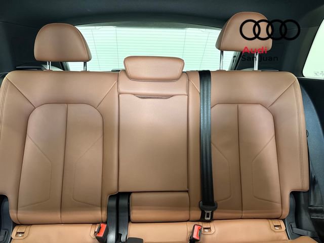 Used 2025 Audi Q3 2.0T Premium w/ Convenience Package image 16