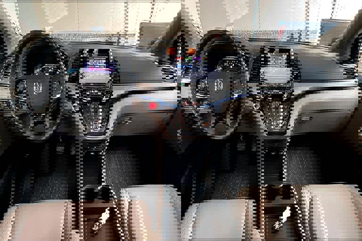 Certified 2023 Honda Odyssey Touring image 16