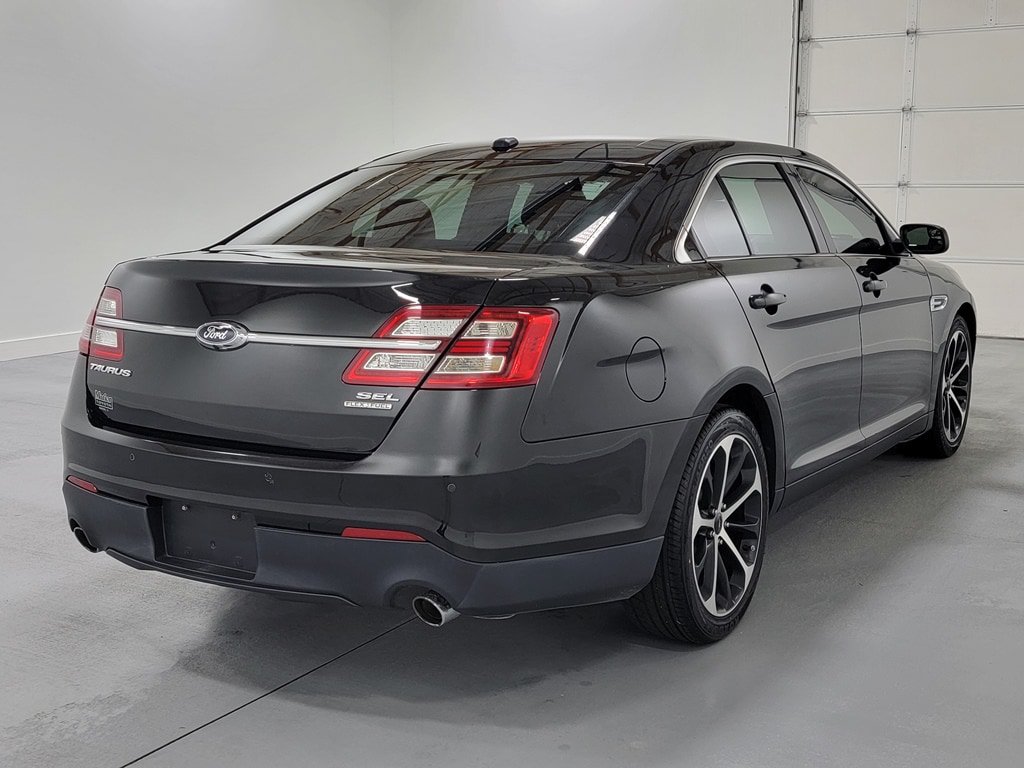 Used 2014 Ford Taurus SEL w/ Equipment Group 201A FWD image 9