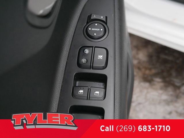 Used 2023 Kia Rio LX image 20