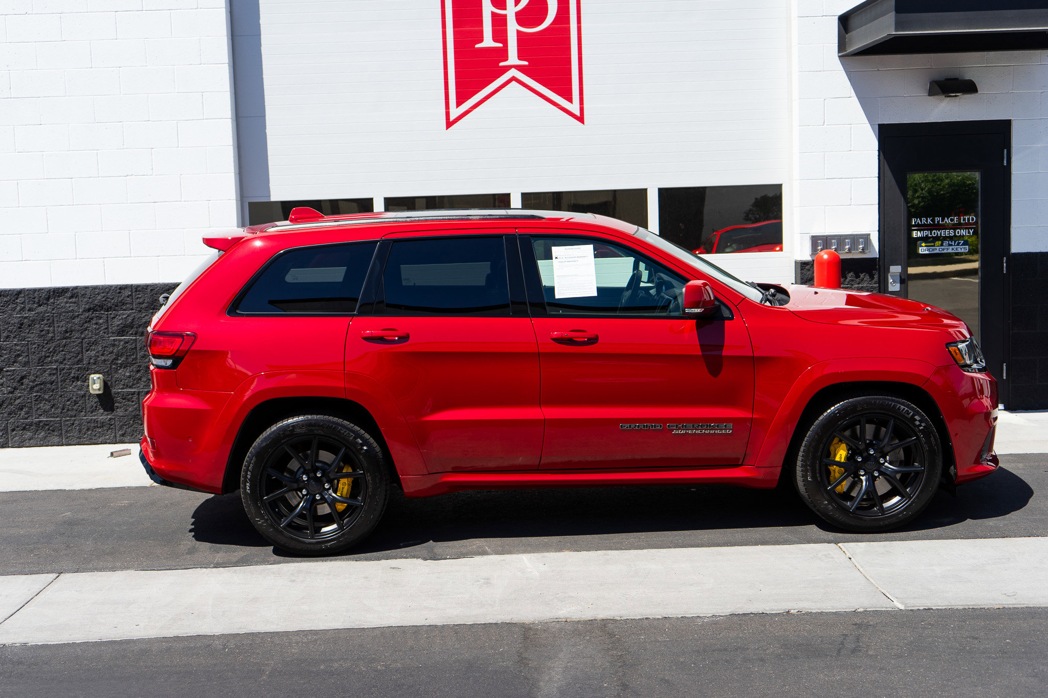 Used 2018 Jeep Grand Cherokee Trackhawk image 63