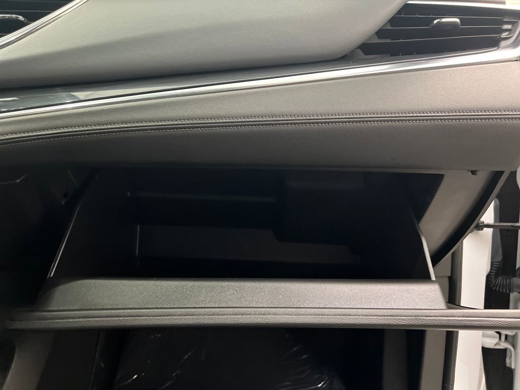 Used 2024 Buick Enclave Premium image 29