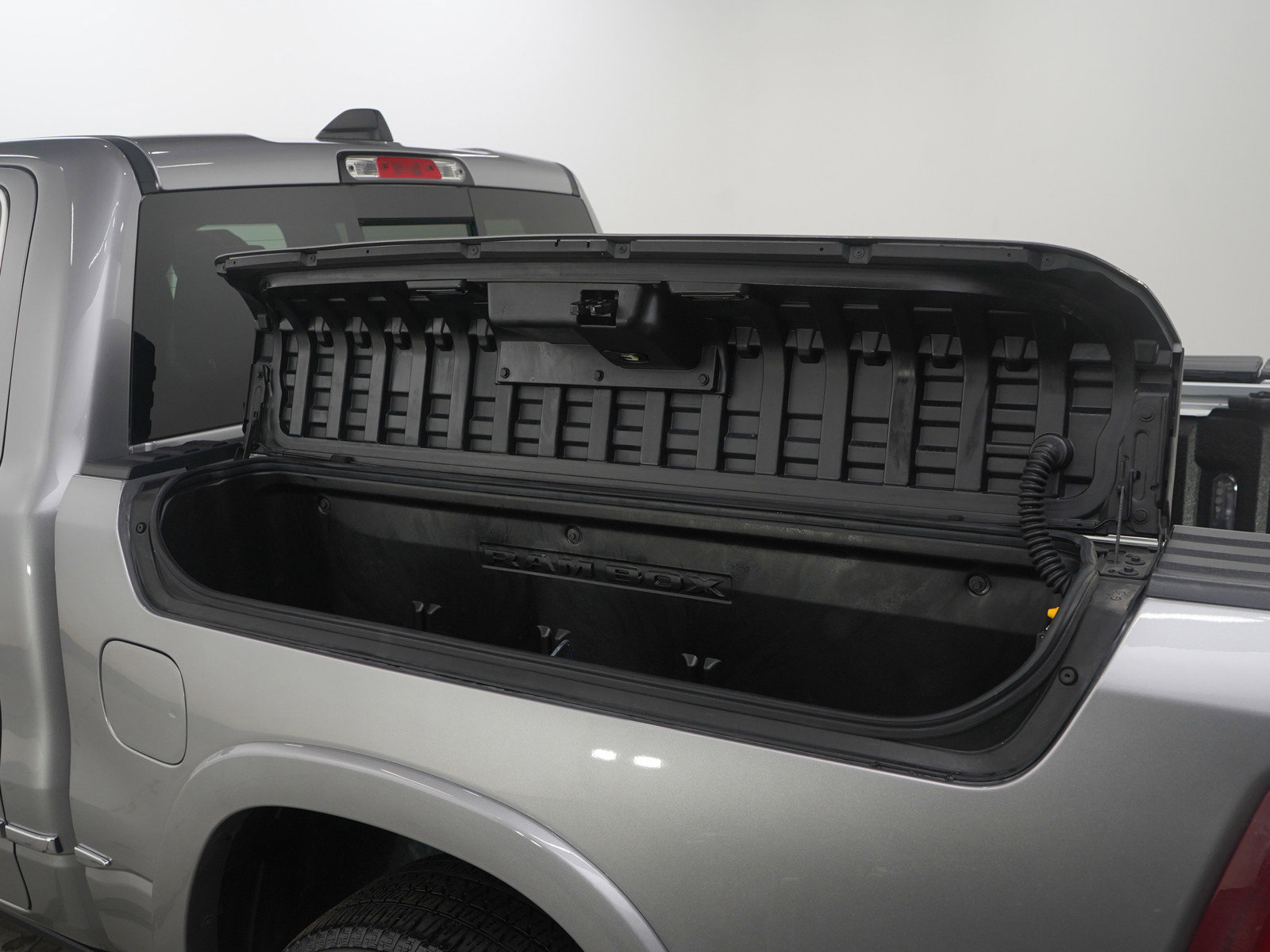 Used 2025 RAM 1500 Limited image 11