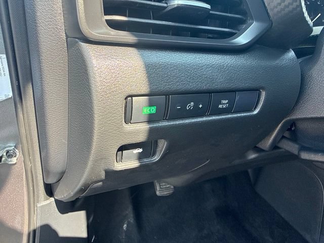 Used 2024 Nissan Sentra S FWD image 17