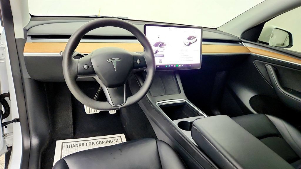 Used 2024 Tesla Model Y Performance AWD/4WD image 12