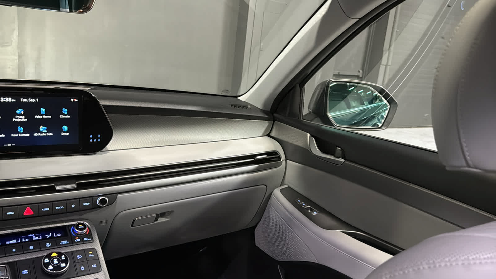 Used 2025 Hyundai Palisade SEL AWD/4WD image 23