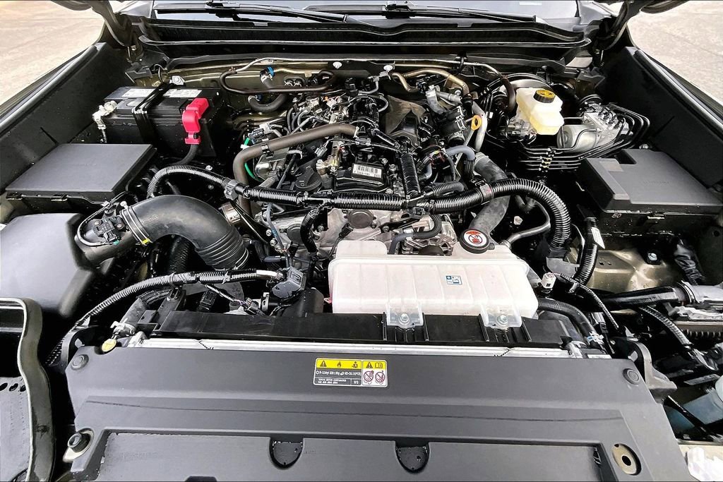 Used 2025 Toyota Tacoma TRD Off-Road image 10