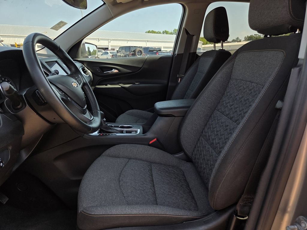 Used 2024 Chevrolet Equinox LT FWD image 14