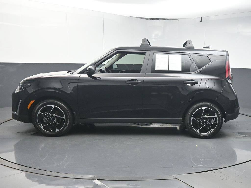 Used 2025 Kia Soul EX FWD image 5