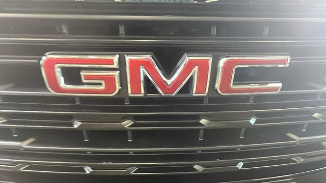 Used 2024 GMC Sierra 1500 Pro w/ Graphite Edition AWD/4WD image 8