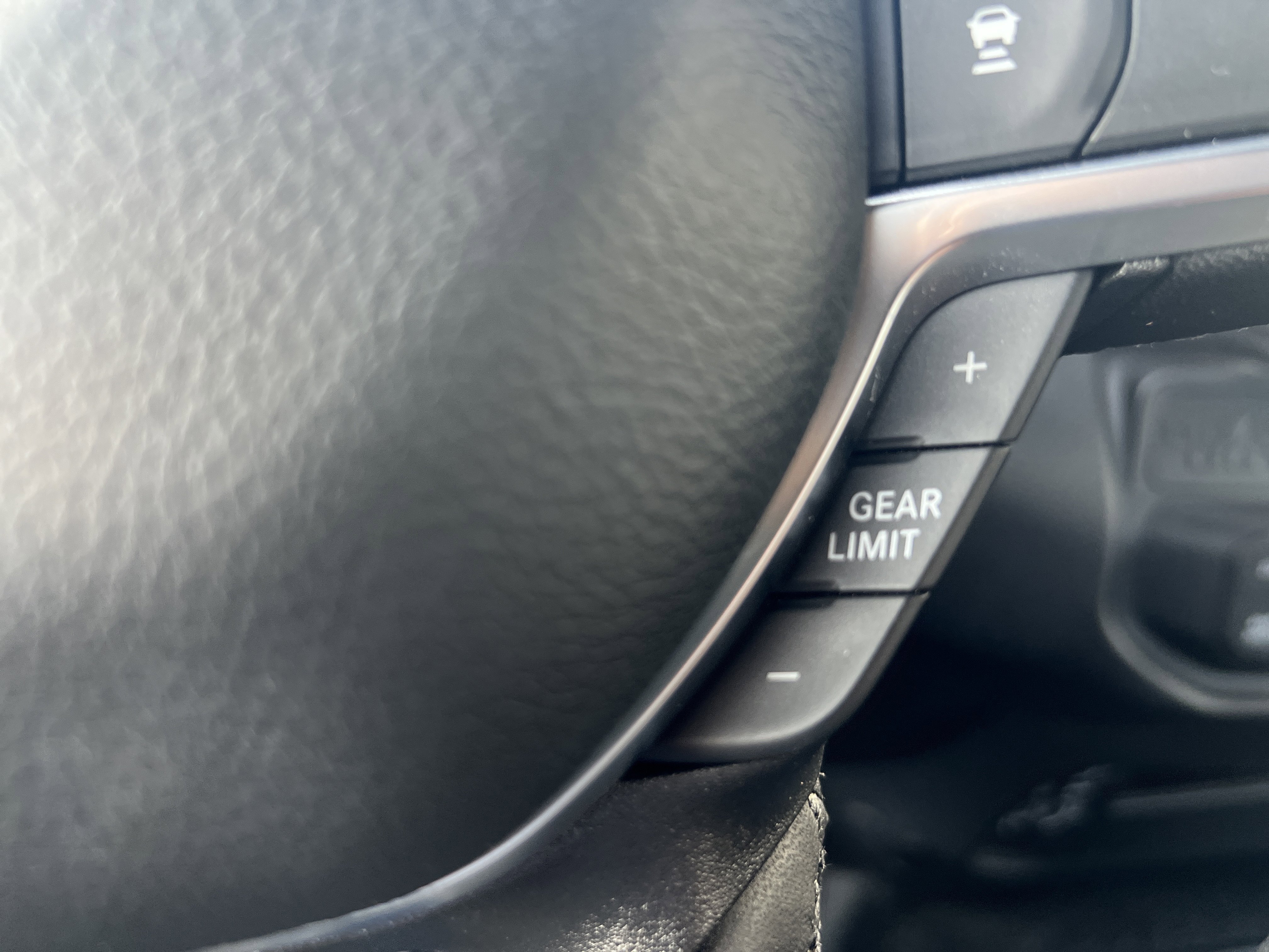 Used 2025 RAM 5500 4x4 Regular Cab image 25
