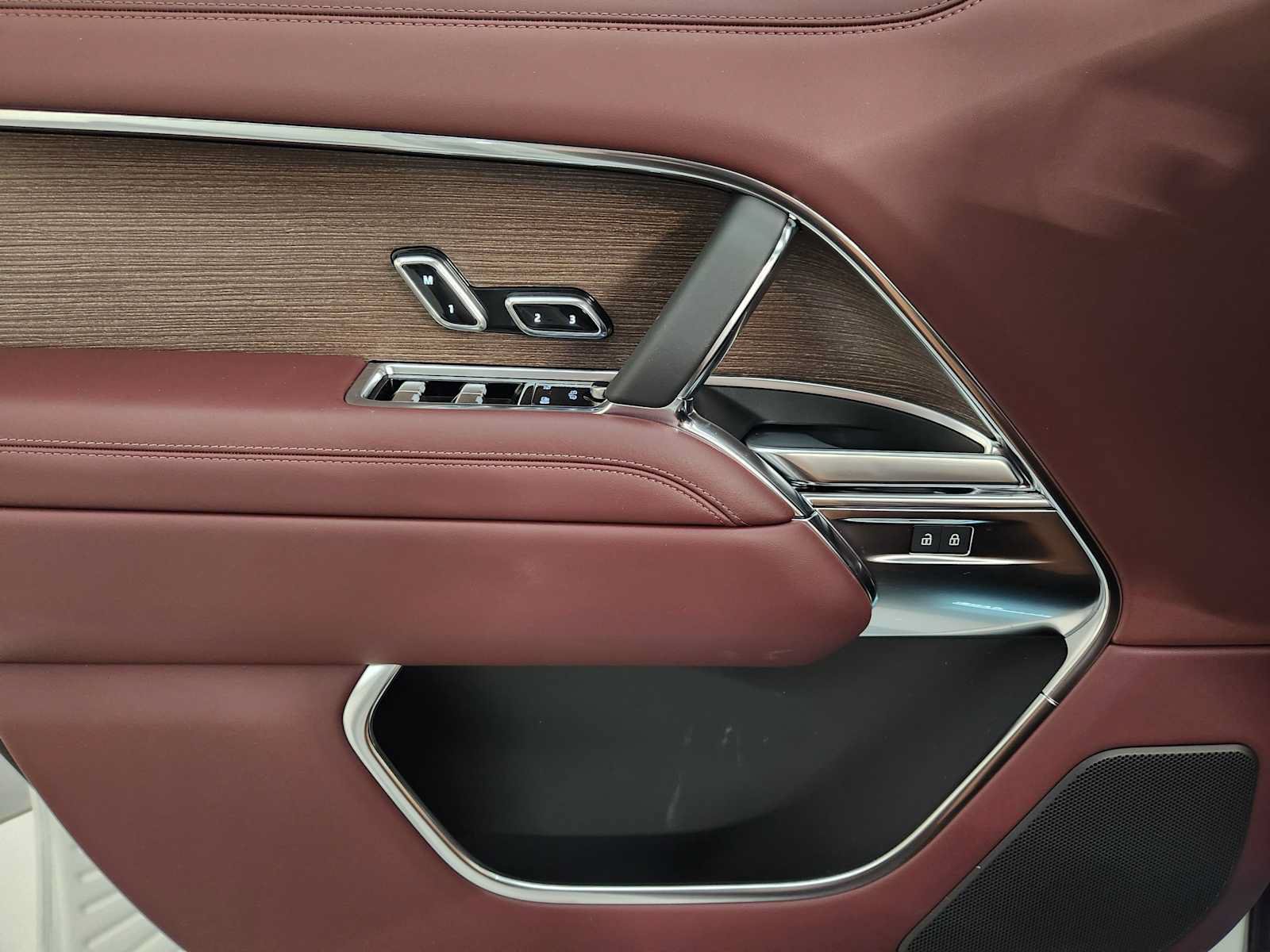 New 2026 Land Rover Range Rover SE AWD/4WD image 22