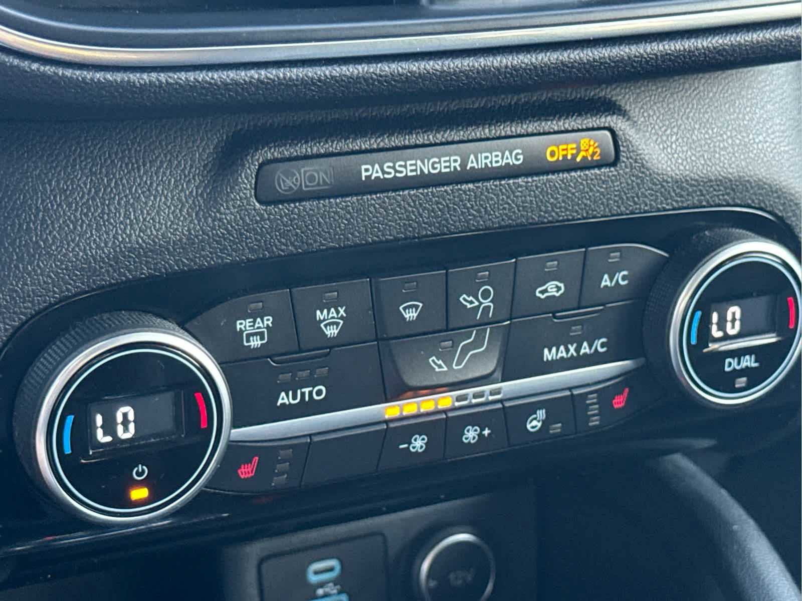 Used 2021 Ford Escape Titanium image 25