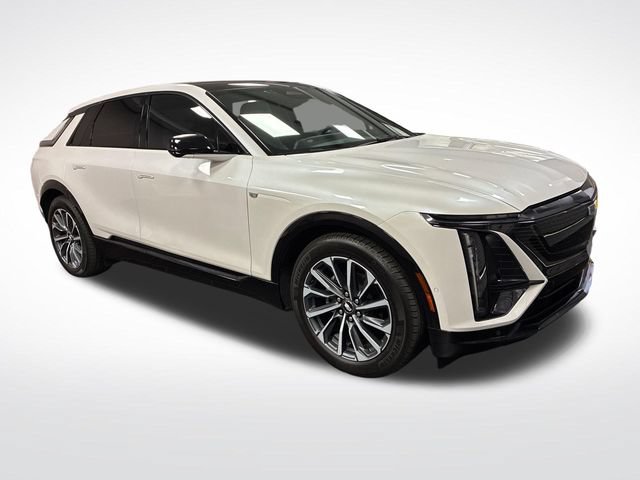 Used 2024 Cadillac Lyriq Sport RWD image 7