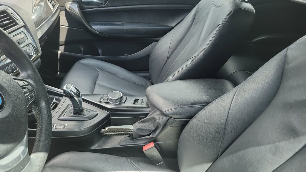 Used 2015 BMW 228i xDrive Convertible AWD/4WD image 4