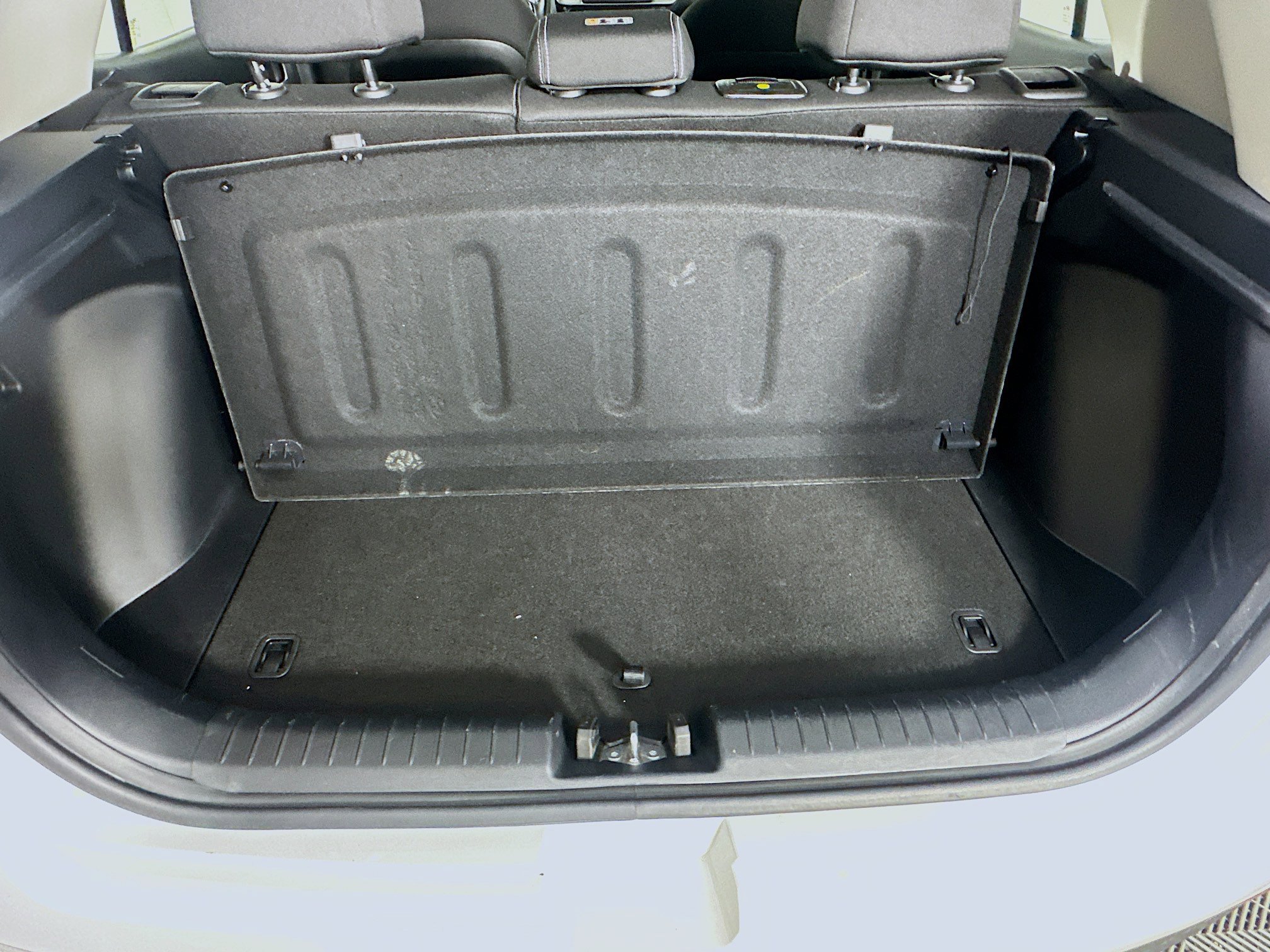 Used 2025 Hyundai Venue SEL FWD image 28