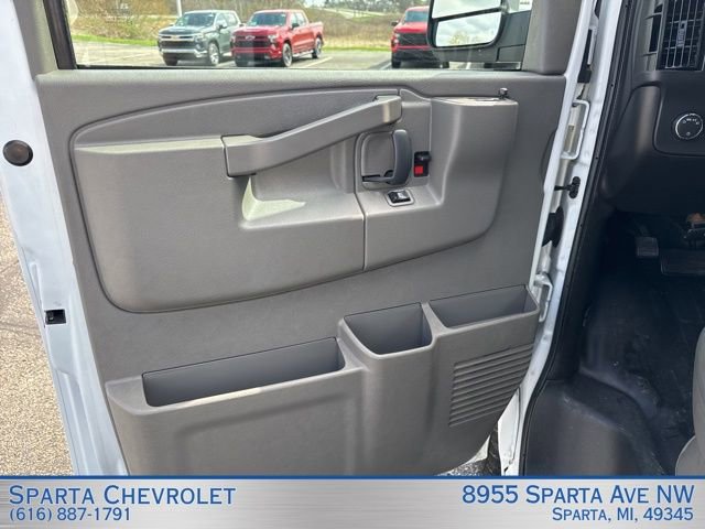 Used 2024 Chevrolet Express 2500 w/ Driver Convenience Package image 9