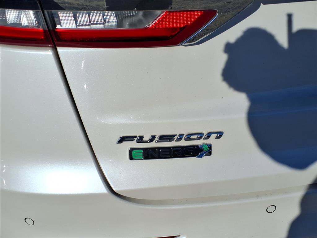 Used 2019 Ford Fusion Energi Titanium image 11