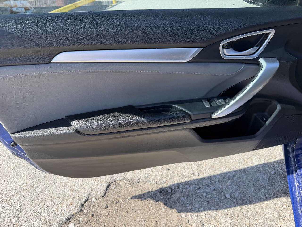 Used 2017 Honda Civic EX-T image 13