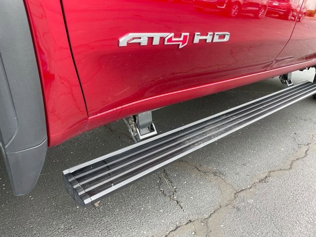 Used 2025 GMC Sierra 2500 AT4 w/ AT4 Premium Plus Package AWD/4WD image 9